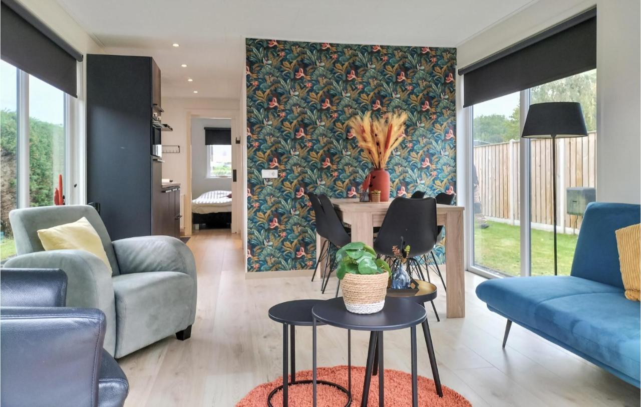2 Bedroom Awesome Home In Heinkenszand Εξωτερικό φωτογραφία